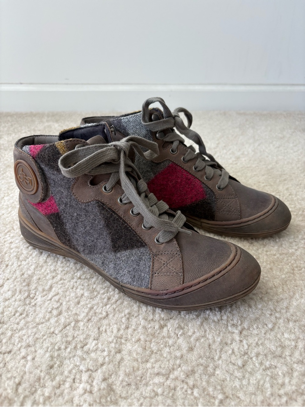 OTBT Women’s Providence High-Top Fashion Sneakers